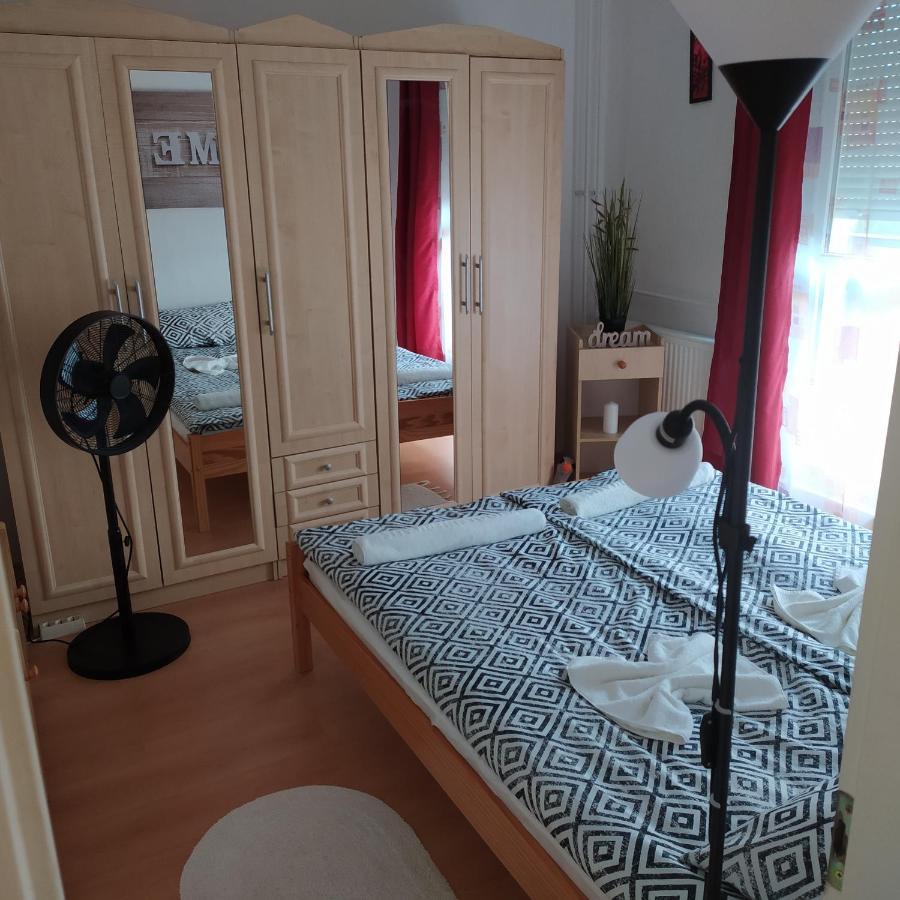 Krénusz Vendégház. Kaposvár Exterior foto