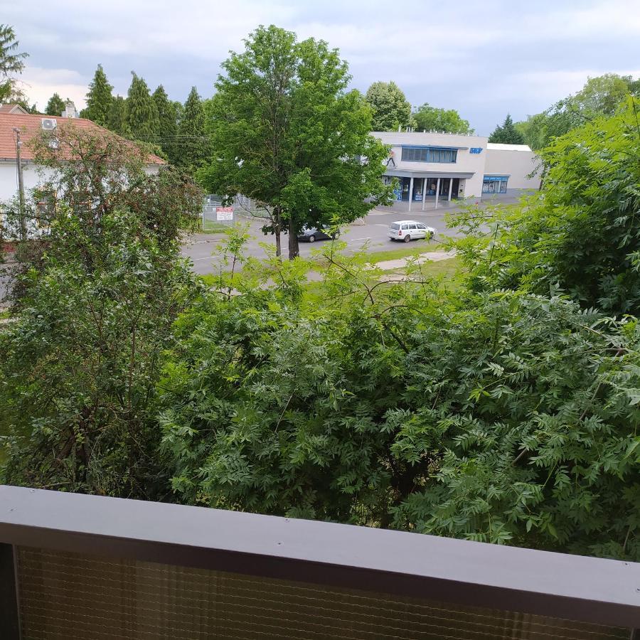 Krénusz Vendégház. Kaposvár Exterior foto