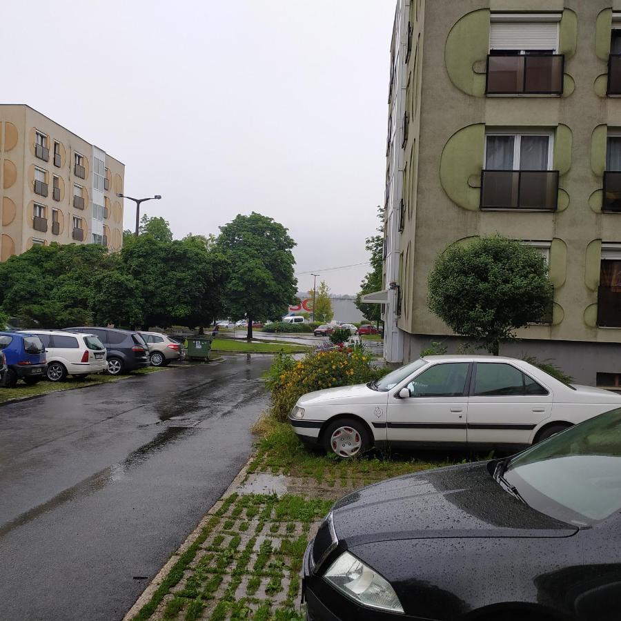 Krénusz Vendégház. Kaposvár Exterior foto
