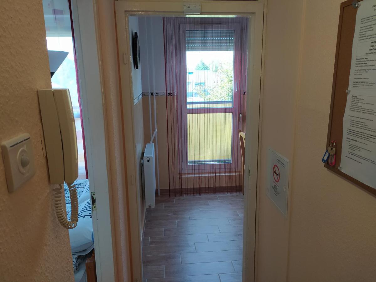 Krénusz Vendégház. Kaposvár Exterior foto